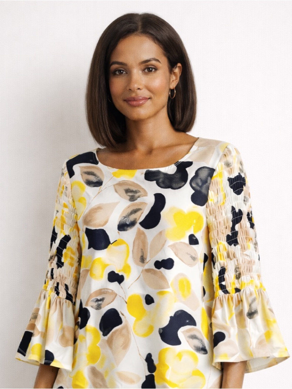 A beautiful Alfani blouse. Medium. Excellent condition.